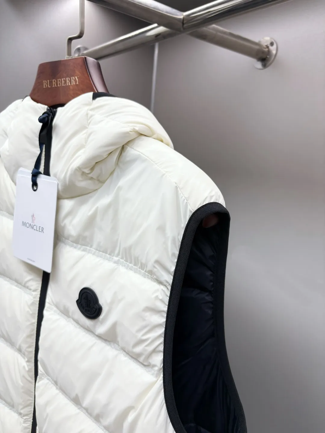 Moncler New Arrival Classic Black White ， Same Style， 。 ， ， ， ， ～ ， ， ， ， ， ， ～ Sizes：M-XXXL ：Black White